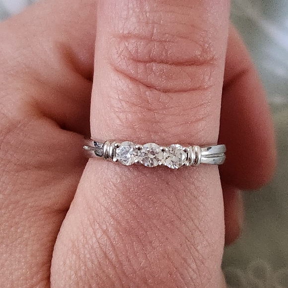 3 Stone Diamonique Band Ring - Picture 7 of 7